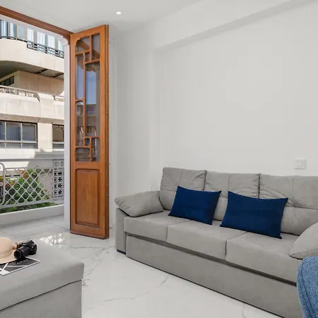 7 Luxury By Karat アパート