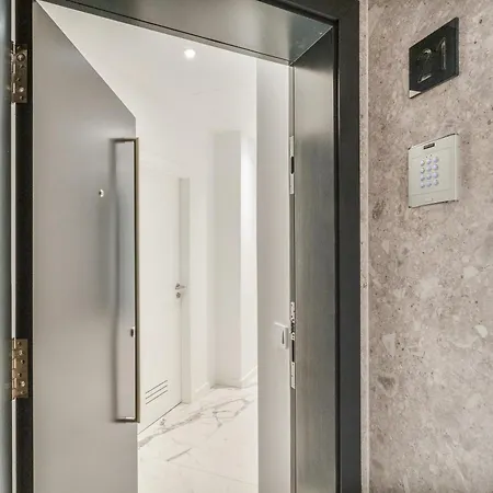 7 Luxury By Karat 公寓