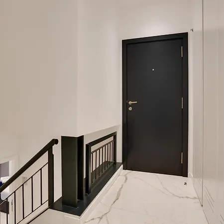 7 Luxury By Karat 圣克鲁斯-德特内里费